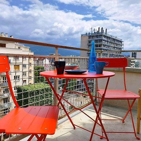 Champon - Lumineux 2 Chambres Avec Garage Prive - Tram A 1 Min Grenoble Exterior photo